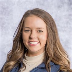 Photo of Courtney Hanna